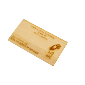 Drvena vizitka furnir jasen NFC čip V-101gr